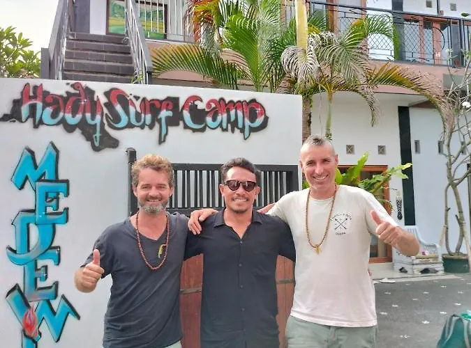 Medewi Hady Surf Camp Airsatang